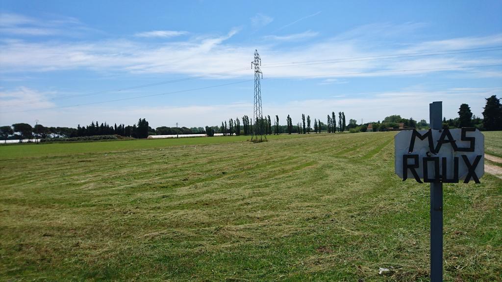 Les Prairies Mas Roux Vendégház Raphèle Kültér fotó
